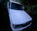Белый Мерседес В124, объемом двигателя 2.3 л и пробегом 420 тыс. км за 848 $, фото 1 на Automoto.ua