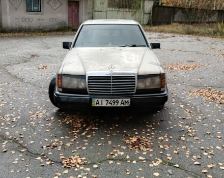 Бежевий Мерседес В124, об'ємом двигуна 0 л та пробігом 254 тис. км за 1400 $, фото 3 на Automoto.ua