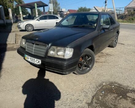 Чорний Мерседес В124, об'ємом двигуна 3 л та пробігом 350 тис. км за 2020 $, фото 2 на Automoto.ua