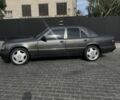 Чорний Мерседес В124, об'ємом двигуна 3.2 л та пробігом 120 тис. км за 7000 $, фото 2 на Automoto.ua