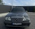 Чорний Мерседес В124, об'ємом двигуна 3.2 л та пробігом 120 тис. км за 7000 $, фото 1 на Automoto.ua