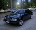 Черный Мерседес В124, объемом двигателя 2.6 л и пробегом 400 тыс. км за 2000 $, фото 7 на Automoto.ua