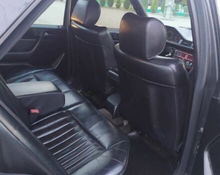 Чорний Мерседес В124, об'ємом двигуна 2.8 л та пробігом 585 тис. км за 2381 $, фото 11 на Automoto.ua