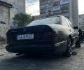 Черный Мерседес В124, объемом двигателя 2.6 л и пробегом 3 тыс. км за 1200 $, фото 3 на Automoto.ua