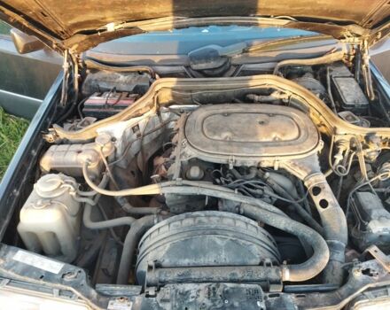 Черный Мерседес В124, объемом двигателя 2 л и пробегом 200 тыс. км за 2200 $, фото 8 на Automoto.ua