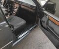 Чорний Мерседес В124, об'ємом двигуна 2.5 л та пробігом 425 тис. км за 1550 $, фото 7 на Automoto.ua