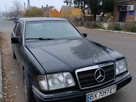 Чорний Мерседес В124, об'ємом двигуна 2.5 л та пробігом 474 тис. км за 2200 $, фото 1 на Automoto.ua