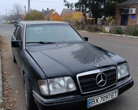 Чорний Мерседес В124, об'ємом двигуна 2.5 л та пробігом 474 тис. км за 2200 $, фото 1 на Automoto.ua