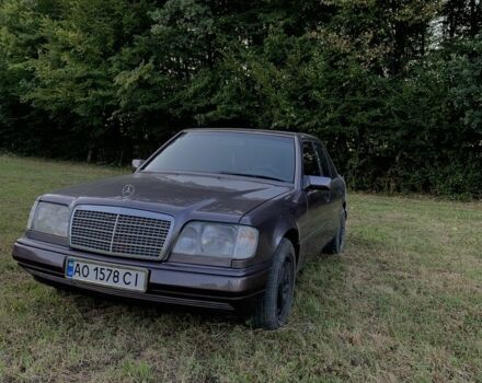 Фіолетовий Мерседес В124, об'ємом двигуна 2.8 л та пробігом 365 тис. км за 3700 $, фото 1 на Automoto.ua