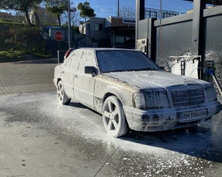 Коричневый Мерседес В124, объемом двигателя 2.3 л и пробегом 480 тыс. км за 2900 $, фото 7 на Automoto.ua