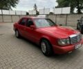 Красный Мерседес В124, объемом двигателя 2 л и пробегом 450 тыс. км за 1600 $, фото 5 на Automoto.ua
