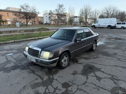 Мерседес В124, объемом двигателя 0 л и пробегом 156 тыс. км за 1250 $, фото 1 на Automoto.ua