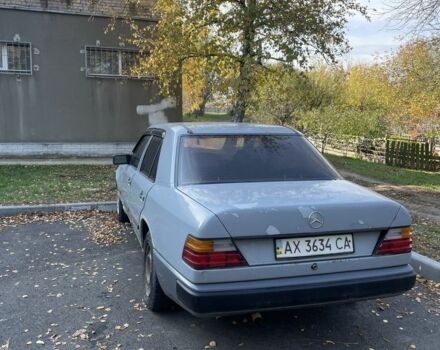 Серый Мерседес В124, объемом двигателя 2 л и пробегом 3 тыс. км за 700 $, фото 3 на Automoto.ua