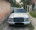 Серый Мерседес В124, объемом двигателя 2 л и пробегом 1000 тыс. км за 1600 $, фото 2 на Automoto.ua