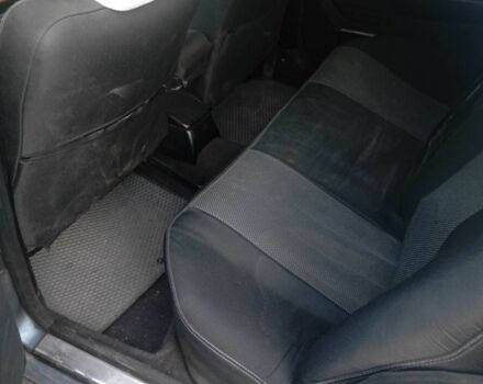 Серый Мерседес В124, объемом двигателя 2 л и пробегом 380 тыс. км за 3200 $, фото 7 на Automoto.ua