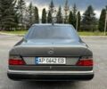 Мерседес В124 1988 у Стрые на Automoto.ua Сірий Мерседес В124, об'ємом двигуна 2.3 л та пробігом 3 тис. км за 1750 $, фото 3 на Automoto.ua