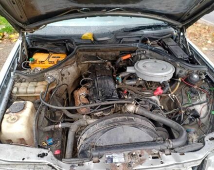 Серый Мерседес В124, объемом двигателя 2.3 л и пробегом 270 тыс. км за 2500 $, фото 17 на Automoto.ua