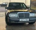 Серый Мерседес В124, объемом двигателя 2 л и пробегом 350 тыс. км за 1999 $, фото 2 на Automoto.ua