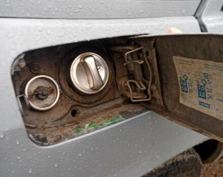 Серый Мерседес В124, объемом двигателя 2.3 л и пробегом 270 тыс. км за 2500 $, фото 8 на Automoto.ua