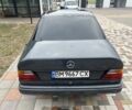 Серый Мерседес В124, объемом двигателя 2.5 л и пробегом 3 тыс. км за 4200 $, фото 4 на Automoto.ua