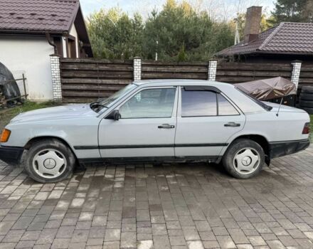 Серый Мерседес В124, объемом двигателя 2 л и пробегом 417 тыс. км за 1700 $, фото 4 на Automoto.ua