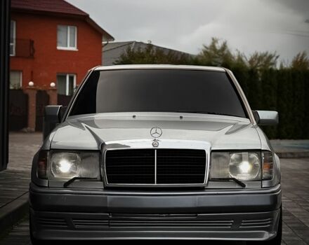 Сірий Мерседес В124, об'ємом двигуна 2.6 л та пробігом 222 тис. км за 3800 $, фото 2 на Automoto.ua