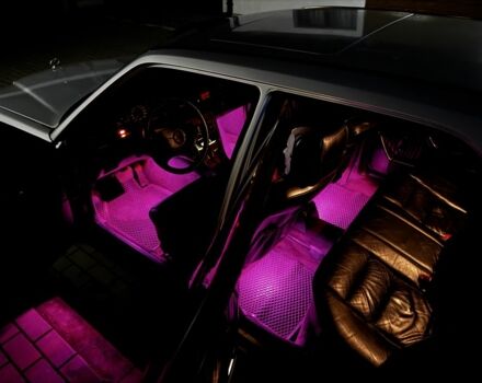 Сірий Мерседес В124, об'ємом двигуна 2.6 л та пробігом 222 тис. км за 3800 $, фото 23 на Automoto.ua