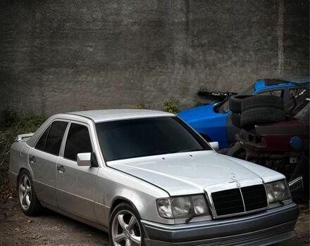 Сірий Мерседес В124, об'ємом двигуна 2.6 л та пробігом 222 тис. км за 3800 $, фото 10 на Automoto.ua