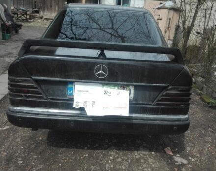 Сірий Мерседес В124, об'ємом двигуна 0 л та пробігом 270 тис. км за 3600 $, фото 1 на Automoto.ua