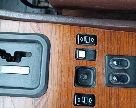 Серый Мерседес В124, объемом двигателя 2.5 л и пробегом 320 тыс. км за 3600 $, фото 14 на Automoto.ua