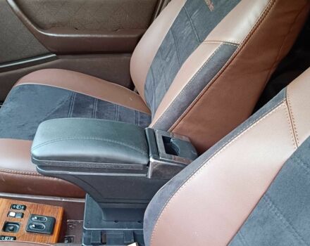 Серый Мерседес В124, объемом двигателя 2.5 л и пробегом 320 тыс. км за 3600 $, фото 9 на Automoto.ua