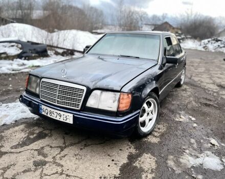 Серый Мерседес В124, объемом двигателя 2 л и пробегом 280 тыс. км за 1400 $, фото 4 на Automoto.ua