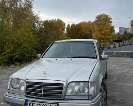 Сірий Мерседес В124, об'ємом двигуна 2.2 л та пробігом 450 тис. км за 3000 $, фото 5 на Automoto.ua