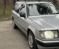 Серый Мерседес В124, объемом двигателя 3 л и пробегом 398 тыс. км за 1999 $, фото 5 на Automoto.ua