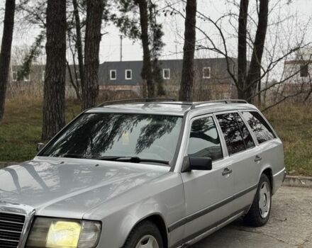 Серый Мерседес В124, объемом двигателя 3 л и пробегом 398 тыс. км за 1999 $, фото 6 на Automoto.ua