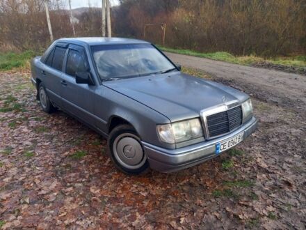 Серый Мерседес В124, объемом двигателя 2 л и пробегом 49 тыс. км за 2200 $, фото 1 на Automoto.ua