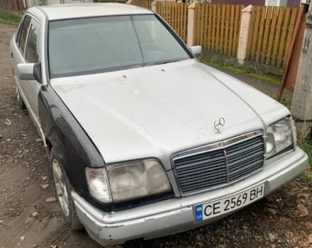 Серый Мерседес В124, объемом двигателя 3 л и пробегом 2 тыс. км за 1700 $, фото 1 на Automoto.ua