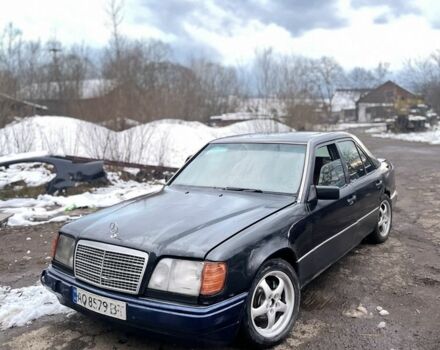 Сірий Мерседес В124, об'ємом двигуна 2 л та пробігом 280 тис. км за 1400 $, фото 1 на Automoto.ua