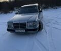 Синій Мерседес В124, об'ємом двигуна 2 л та пробігом 458 тис. км за 2000 $, фото 1 на Automoto.ua