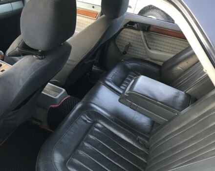 Синій Мерседес В124, об'ємом двигуна 2 л та пробігом 540 тис. км за 1700 $, фото 8 на Automoto.ua