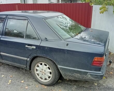 Синий Мерседес В124, объемом двигателя 2.3 л и пробегом 9 тыс. км за 1700 $, фото 8 на Automoto.ua