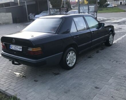 Синій Мерседес В124, об'ємом двигуна 2 л та пробігом 540 тис. км за 1700 $, фото 6 на Automoto.ua