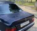Синий Мерседес В124, объемом двигателя 2.3 л и пробегом 465 тыс. км за 1300 $, фото 5 на Automoto.ua