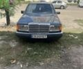 Синий Мерседес В124, объемом двигателя 2.3 л и пробегом 400 тыс. км за 1556 $, фото 1 на Automoto.ua