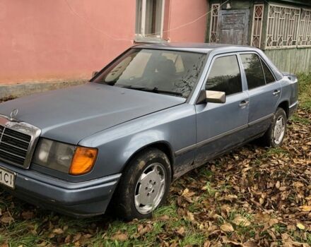 Синій Мерседес В124, об'ємом двигуна 2 л та пробігом 500 тис. км за 3000 $, фото 3 на Automoto.ua