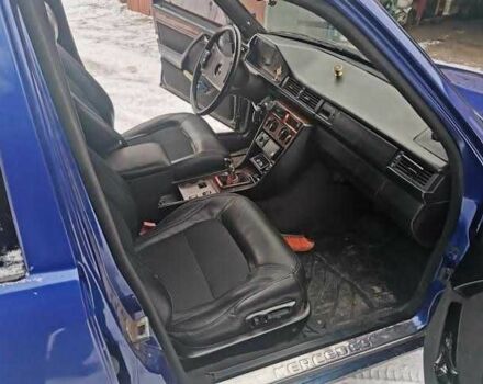 Синий Мерседес В124, объемом двигателя 2 л и пробегом 406 тыс. км за 3526 $, фото 5 на Automoto.ua