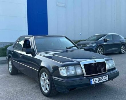 Синій Мерседес В124, об'ємом двигуна 2 л та пробігом 350 тис. км за 2500 $, фото 2 на Automoto.ua