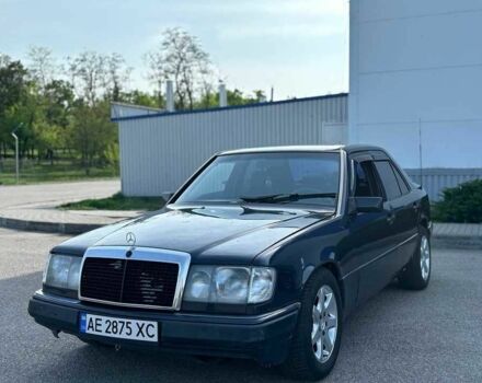 Синій Мерседес В124, об'ємом двигуна 2 л та пробігом 350 тис. км за 2500 $, фото 3 на Automoto.ua