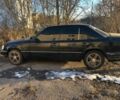 Синій Мерседес В124, об'ємом двигуна 3 л та пробігом 413 тис. км за 1905 $, фото 1 на Automoto.ua