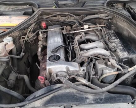 Синій Мерседес В124, об'ємом двигуна 0 л та пробігом 440 тис. км за 2500 $, фото 2 на Automoto.ua